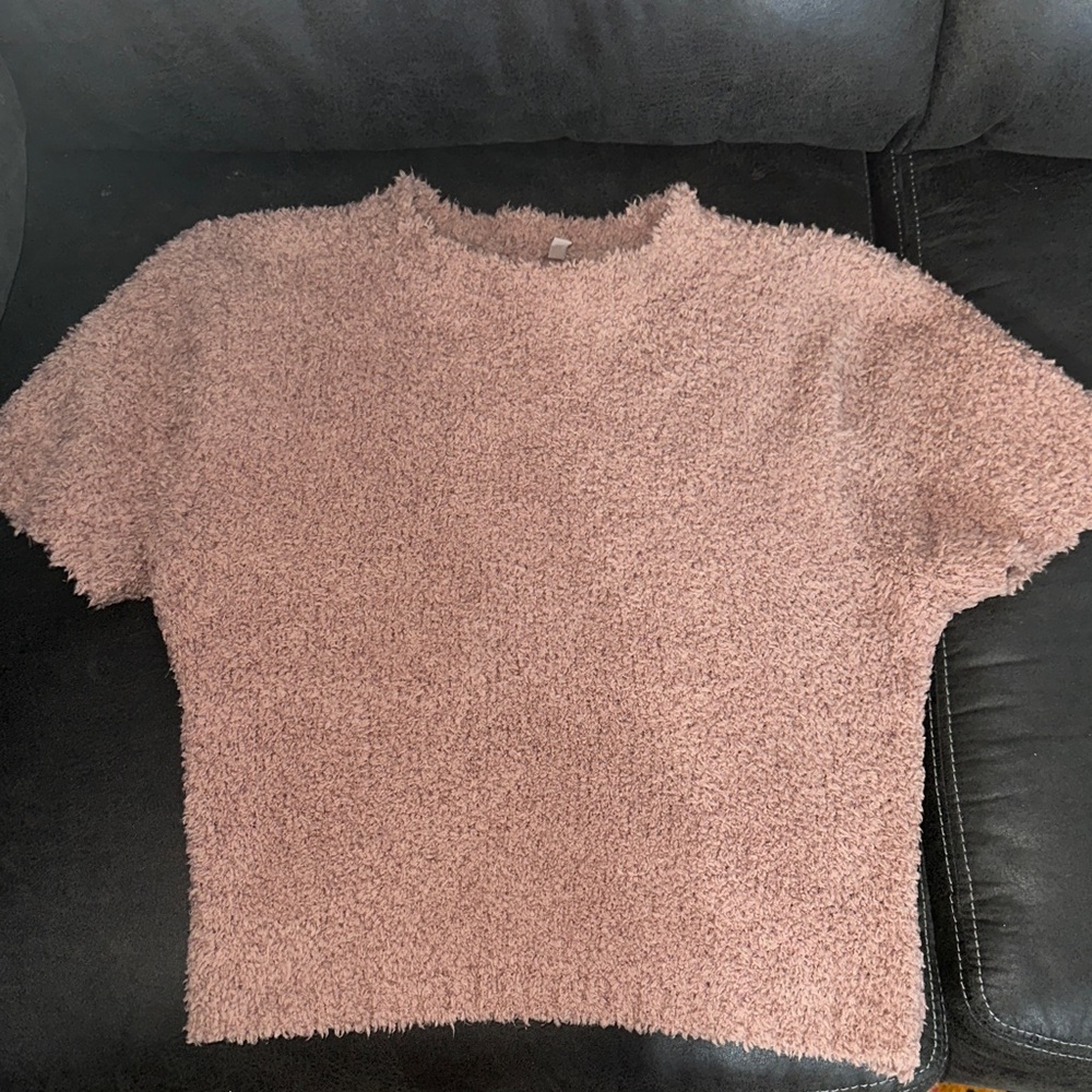 Skims Plush Beige Fuzzy crop Sweater size L/XL